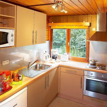 Holiday La Boverie.19 بيت للعطل *